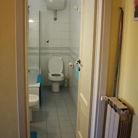Gasthof Tra I Tetti Con Bagno Privato Pisa