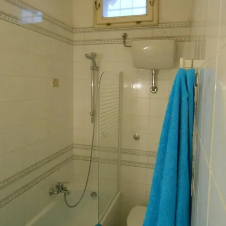 Gasthof Tra I Tetti Con Bagno Privato